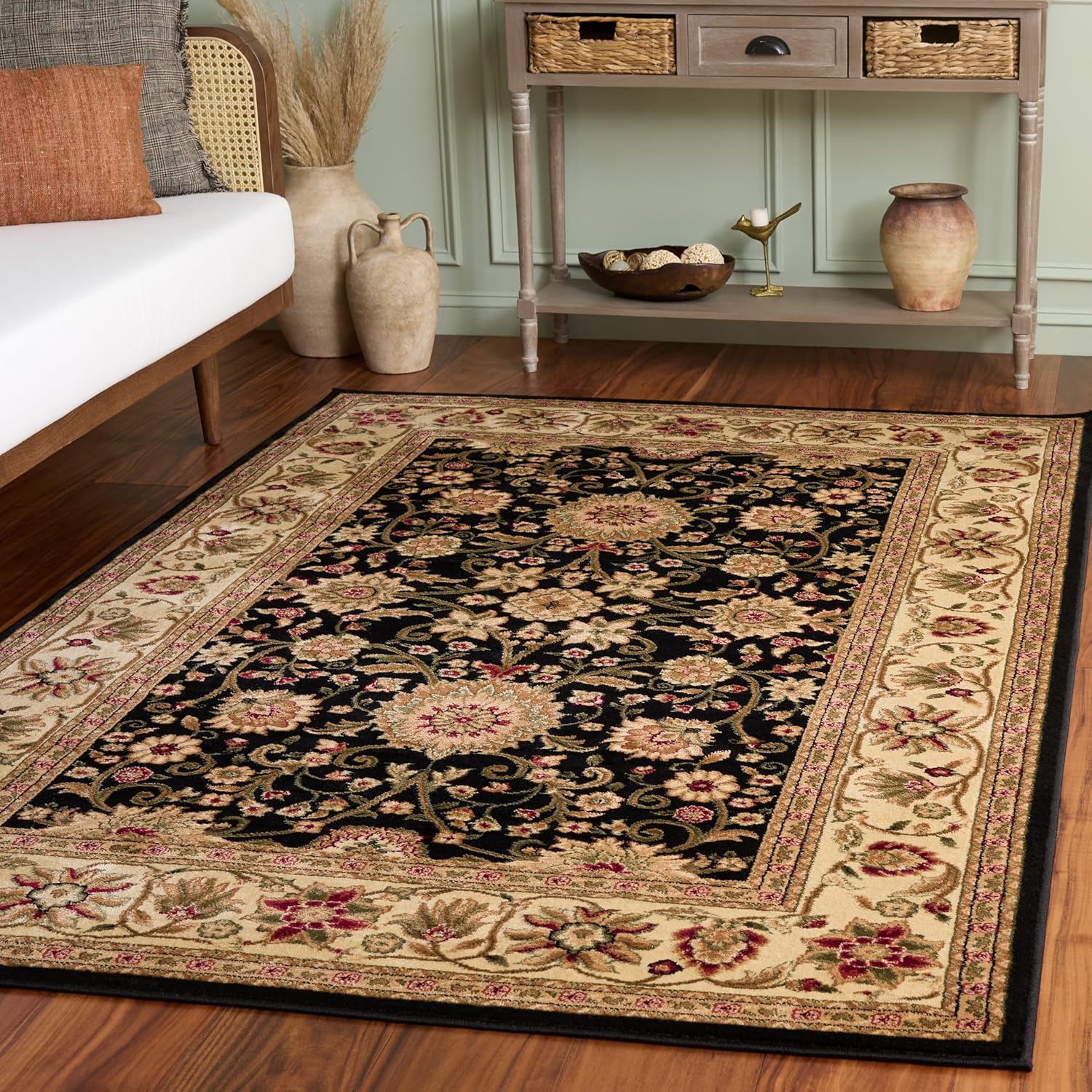 SAFAVIEH Lyndhurst Collection Area Rug - 8' x 10', Beige & Ivory, Traditional Oriental Design, Non-Shedding & Easy Care, Ideal for High Traffic Areas in Living Room, Bedroom (LNH212D)