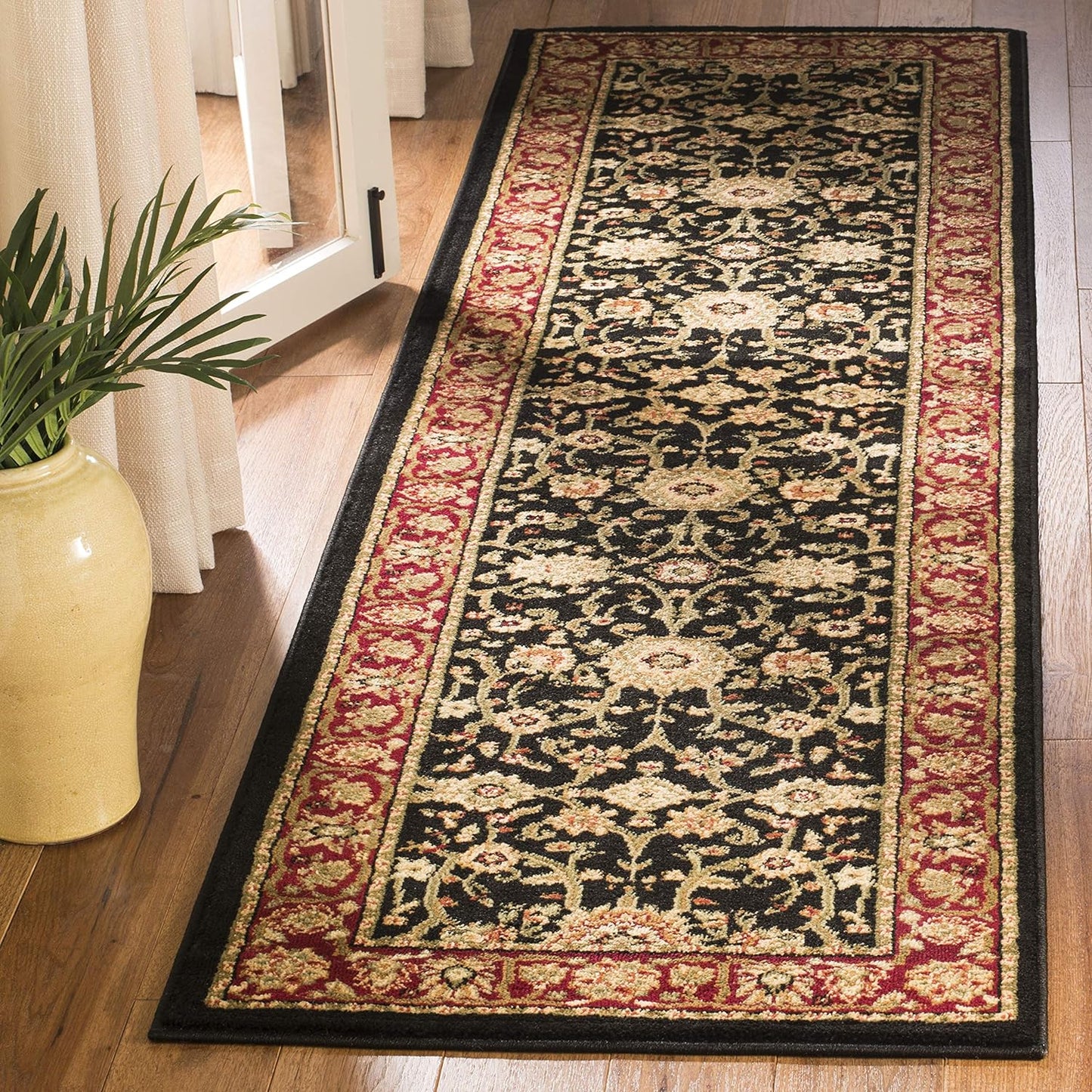 SAFAVIEH Lyndhurst Collection Area Rug - 9' x 12', Beige & Ivory, Traditional Oriental Design, Non-Shedding & Easy Care, Ideal for High Traffic Areas in Living Room, Bedroom (LNH212D)