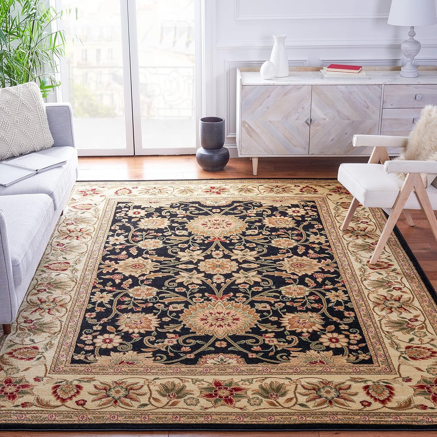 SAFAVIEH Lyndhurst Collection Area Rug - 9' x 12', Beige & Ivory, Traditional Oriental Design, Non-Shedding & Easy Care, Ideal for High Traffic Areas in Living Room, Bedroom (LNH212D)