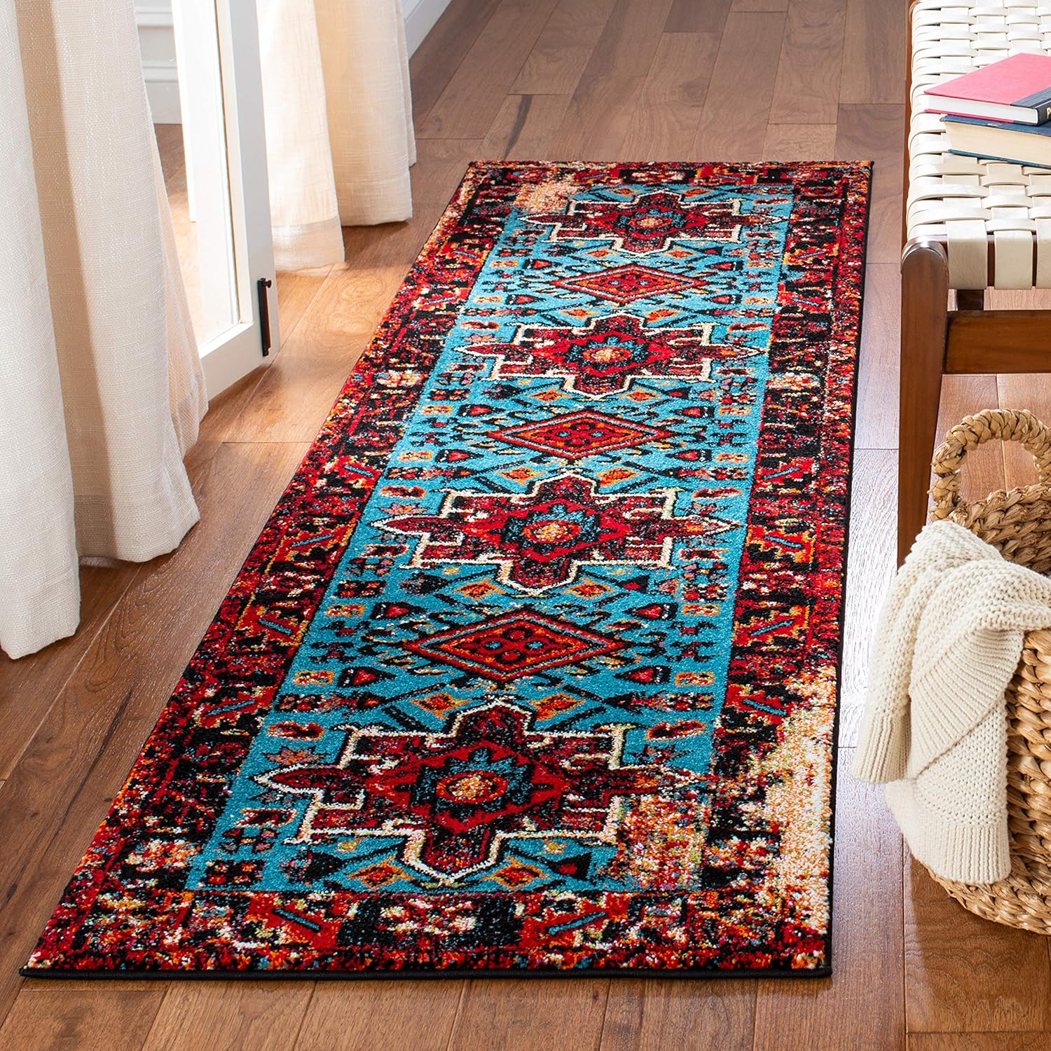SAFAVIEH Area Rug 8x10 - Vintage Hamadan Collection - Large - Red & Multi, Traditional Persian Design, Non-Shedding & Easy to Clean, Ideal for Living Room, Bedroom, Dining Space (VTH211A)