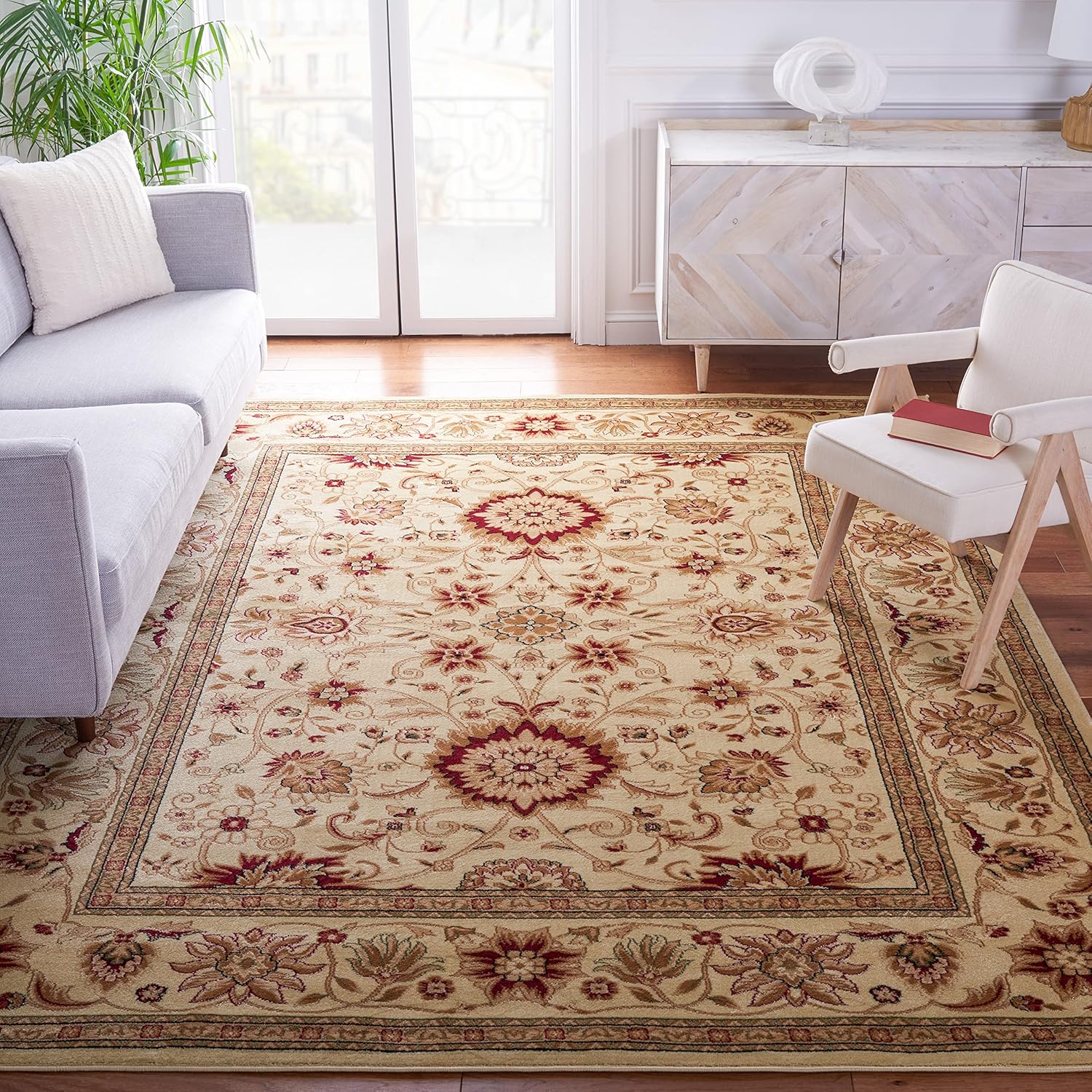 SAFAVIEH Lyndhurst Collection Area Rug - 8' x 10', Beige & Ivory, Traditional Oriental Design, Non-Shedding & Easy Care, Ideal for High Traffic Areas in Living Room, Bedroom (LNH212D)