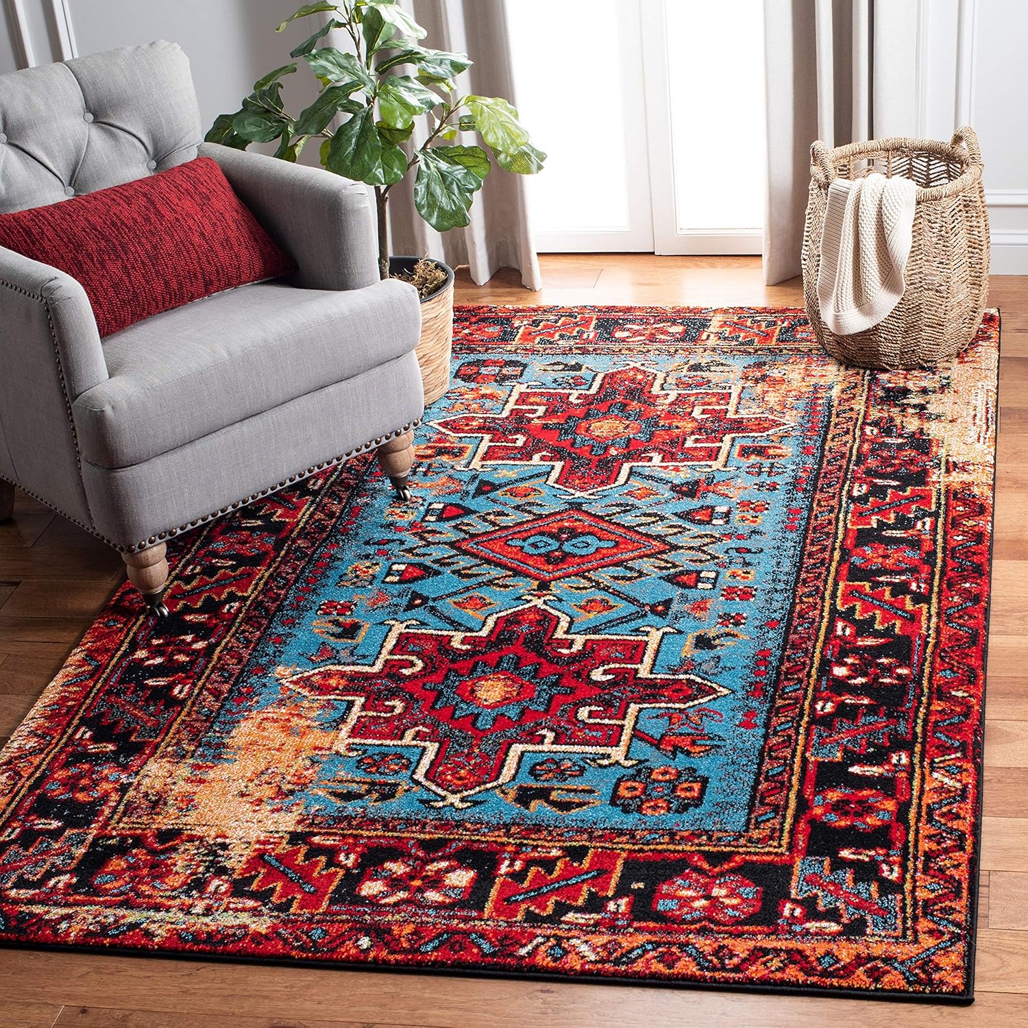 SAFAVIEH Area Rug 8x10 - Vintage Hamadan Collection - Large - Red & Multi, Traditional Persian Design, Non-Shedding & Easy to Clean, Ideal for Living Room, Bedroom, Dining Space (VTH211A)